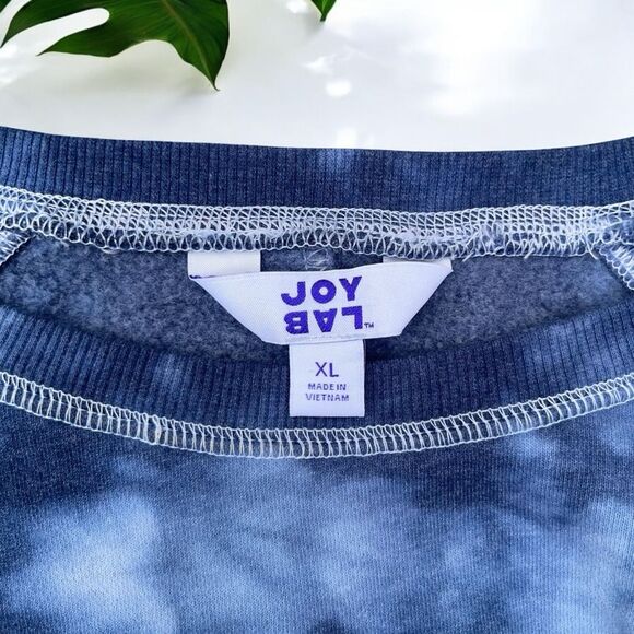 ๐ Joy Lab Tie Dye Sweatshirt in Indigo Blue - Picture 9 of 10
